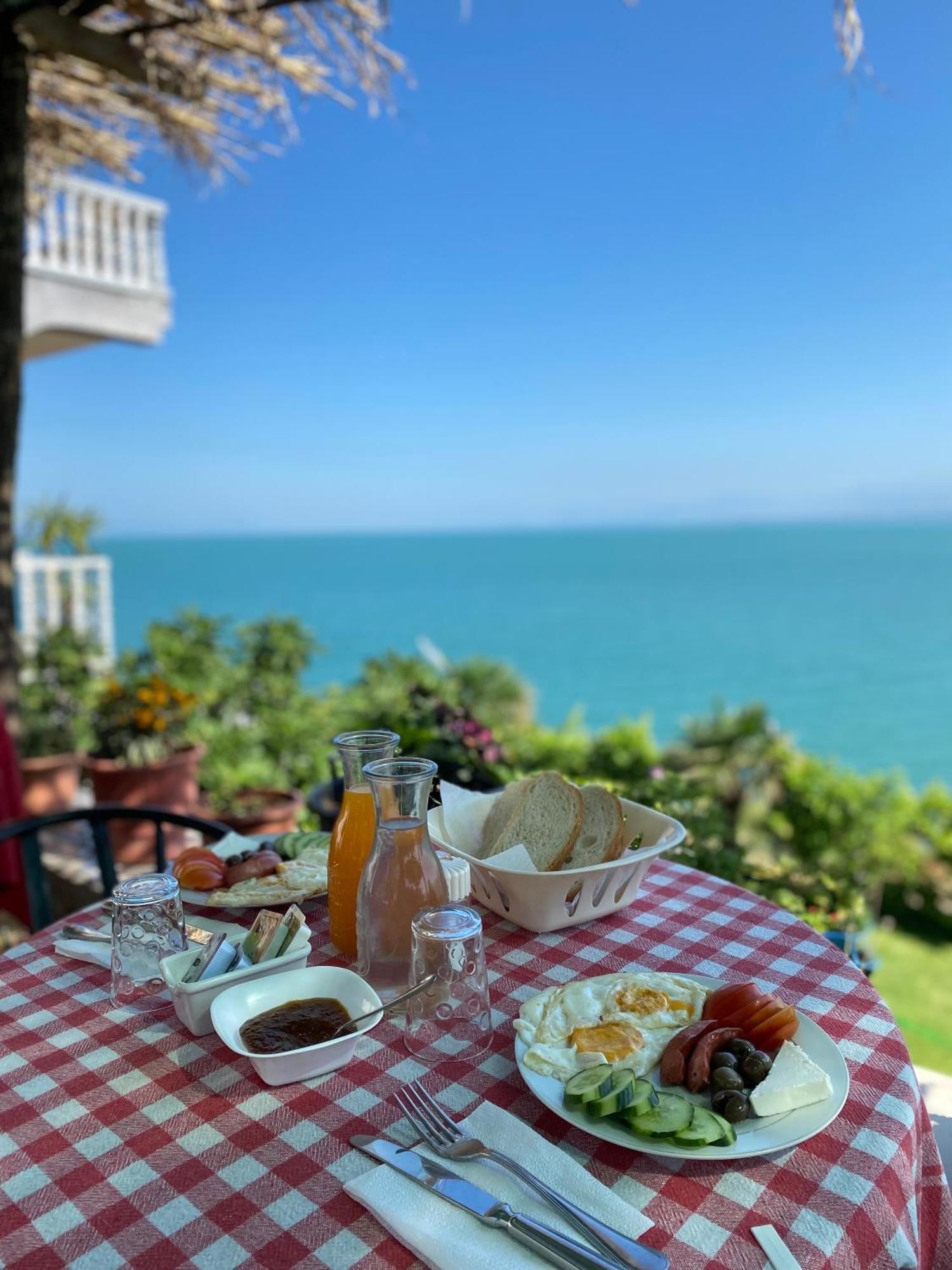 Bella Vista Couette-café *