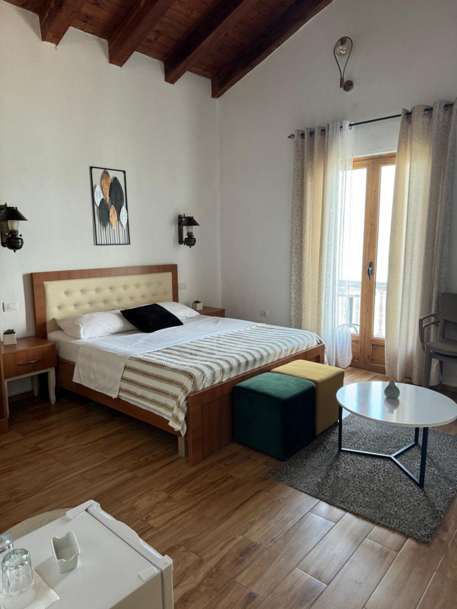 Bella Vista Couette-café Shkodër
